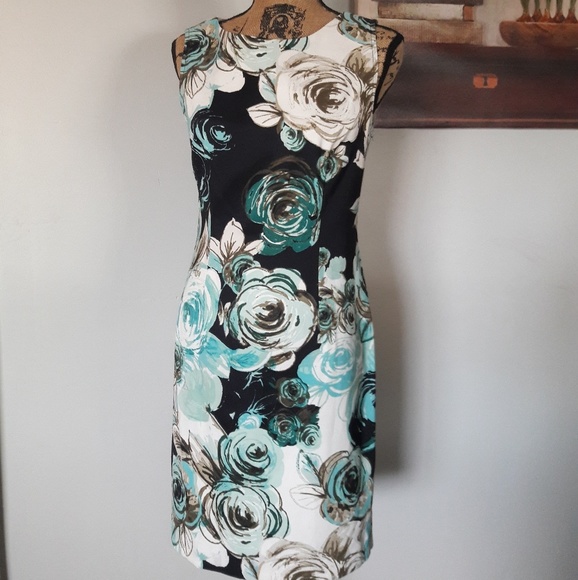 Dresses & Skirts - Beautiful dress🦋